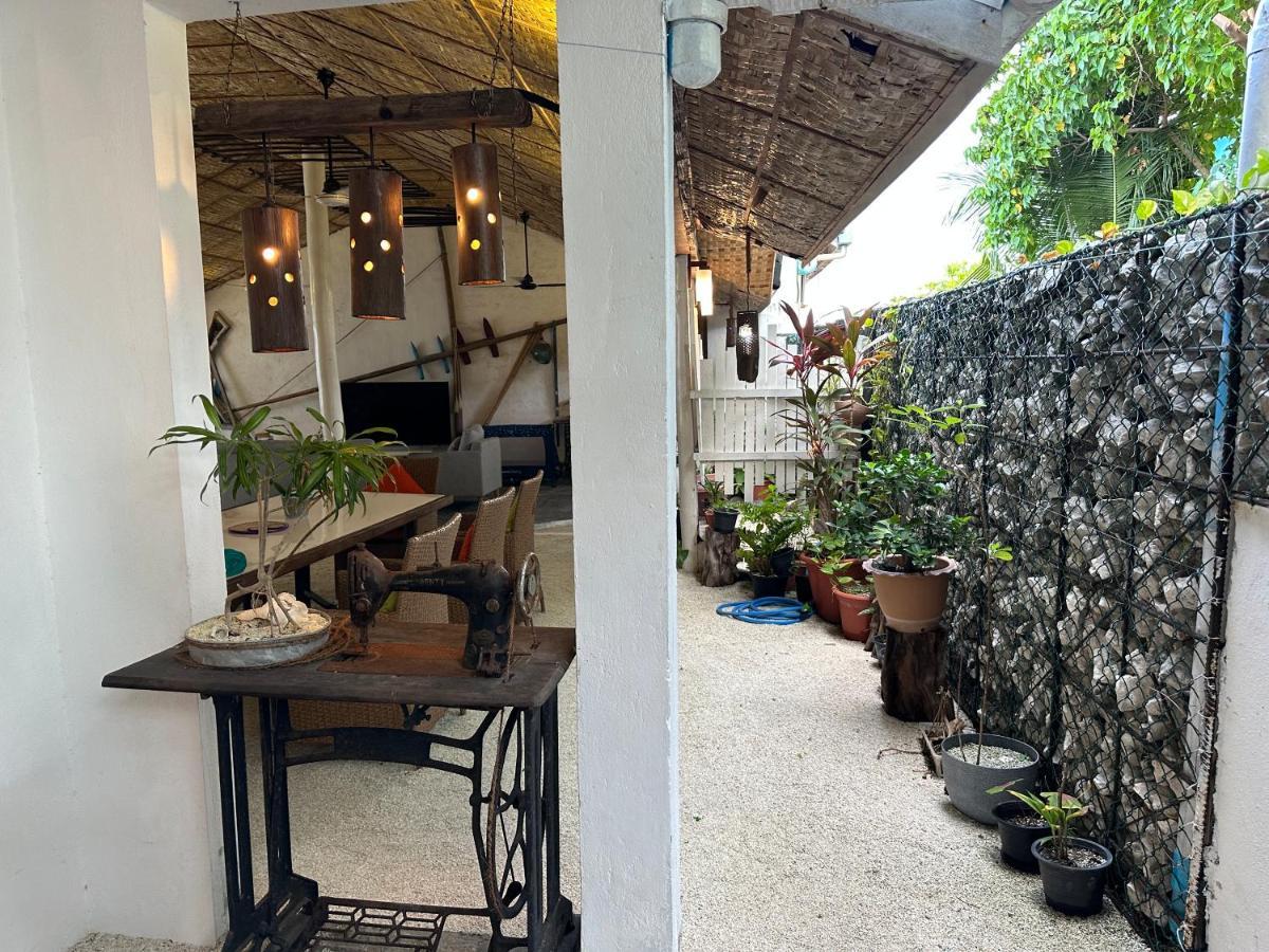 Dhiffushi Island Villa Exterior foto